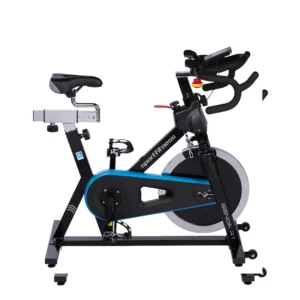 Bicicleta Spinning Genoa R1 Sportfitness con volante de 18 kg y sistema de transmisión por banda.